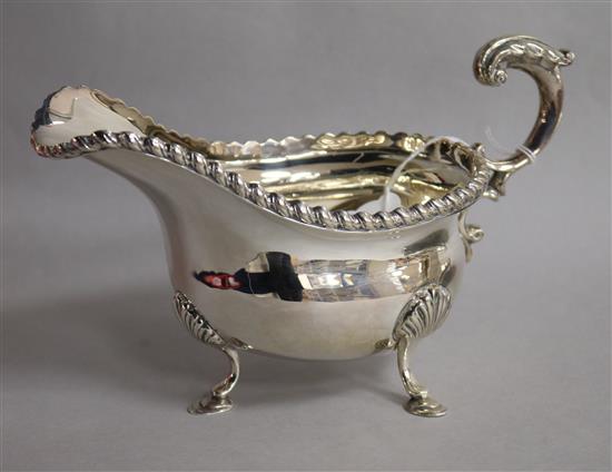 A George V silver sauceboat by S. Blanckensee & Sons Ltd, Birmingham, 1923, 10 oz.